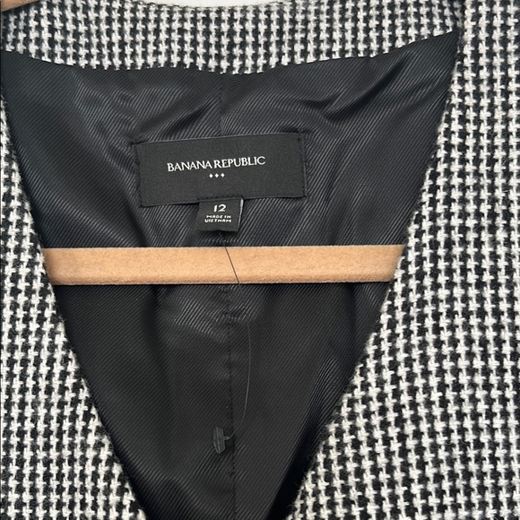 Banana Republic Black and White Houndstooth Vest - Picture 4 of 4